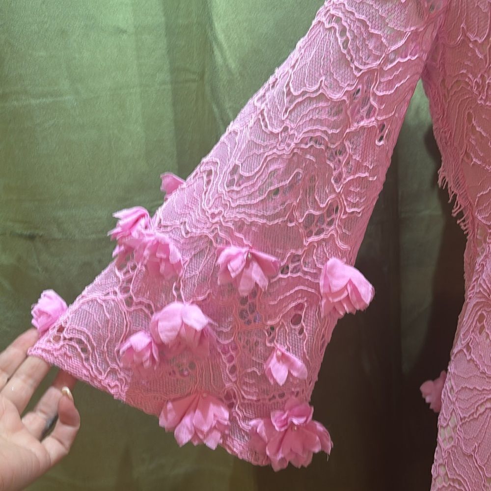 Karen Millen pink lace appliqué mini dress, US6 - Picture 10 of 16